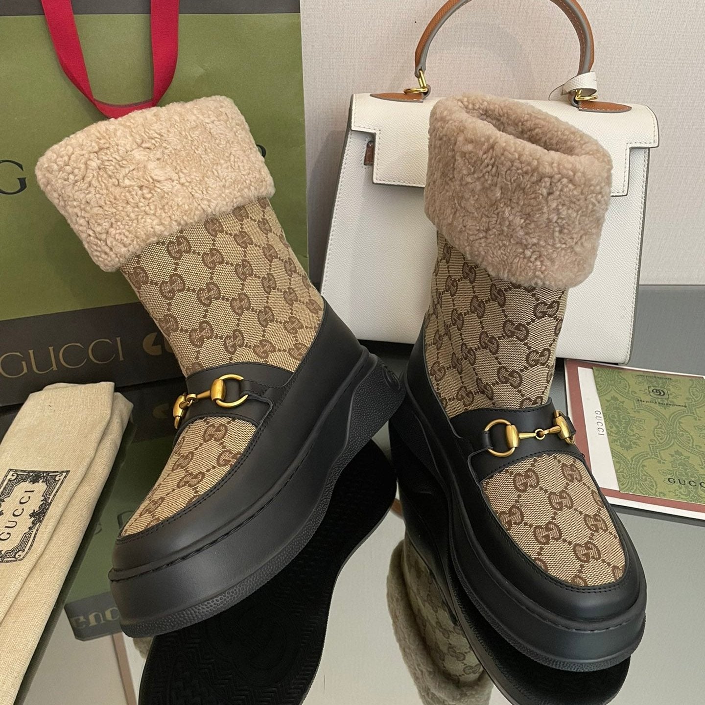 HORSEBIT SNOW ANKLE BOOTS IN ECRU BEIGE MONOGRAM JACQUARD FABRIC MIX BLACK CALFSKIN AND LAMB WOOL LINING