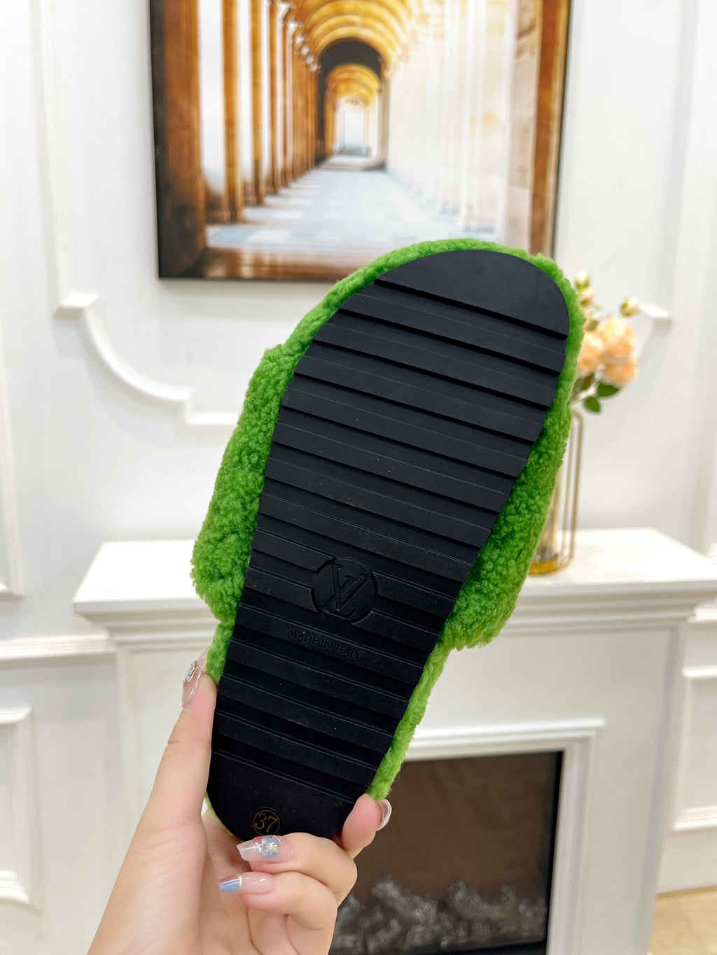 LV FLAT SLIPPER IN LAWN GREEN MIX CHERRY RED SHEARLING