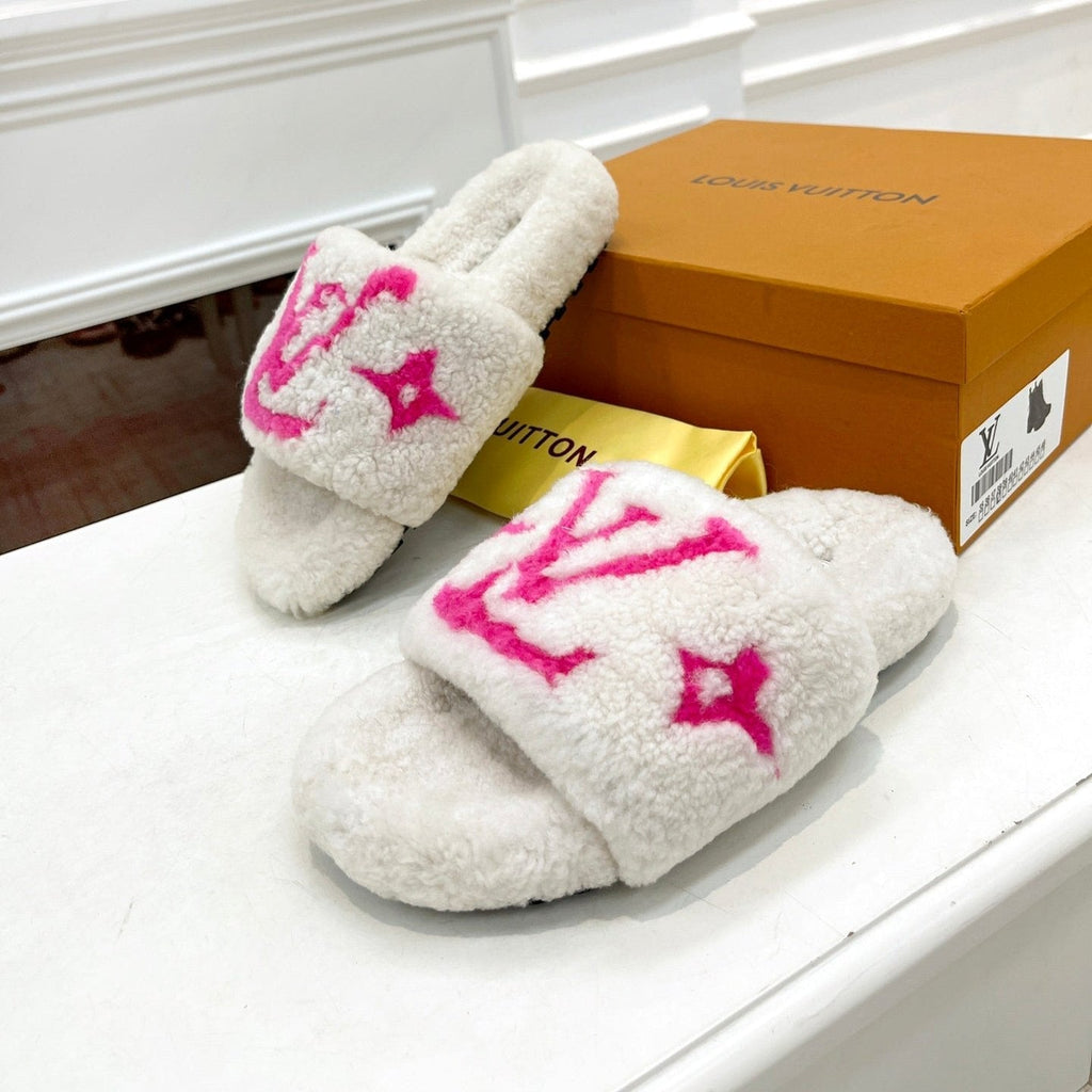 LV FLAT SLIPPER IN WHITE MIX BRIGHT PINK SHEARLING