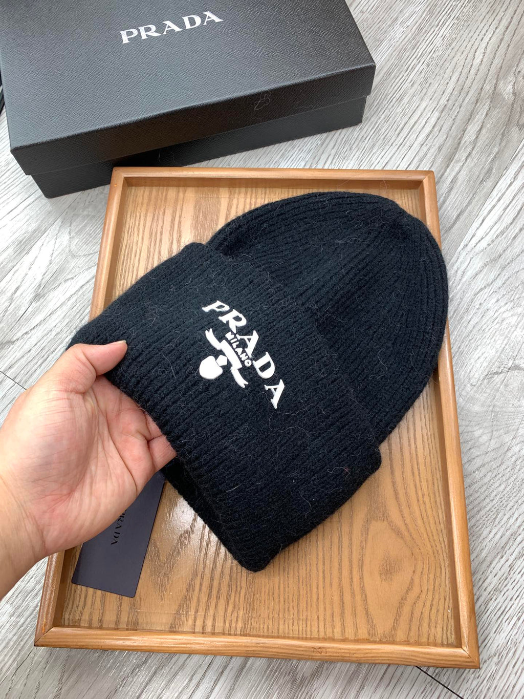 BEANIE HAT IN BLACK WOOL 108753