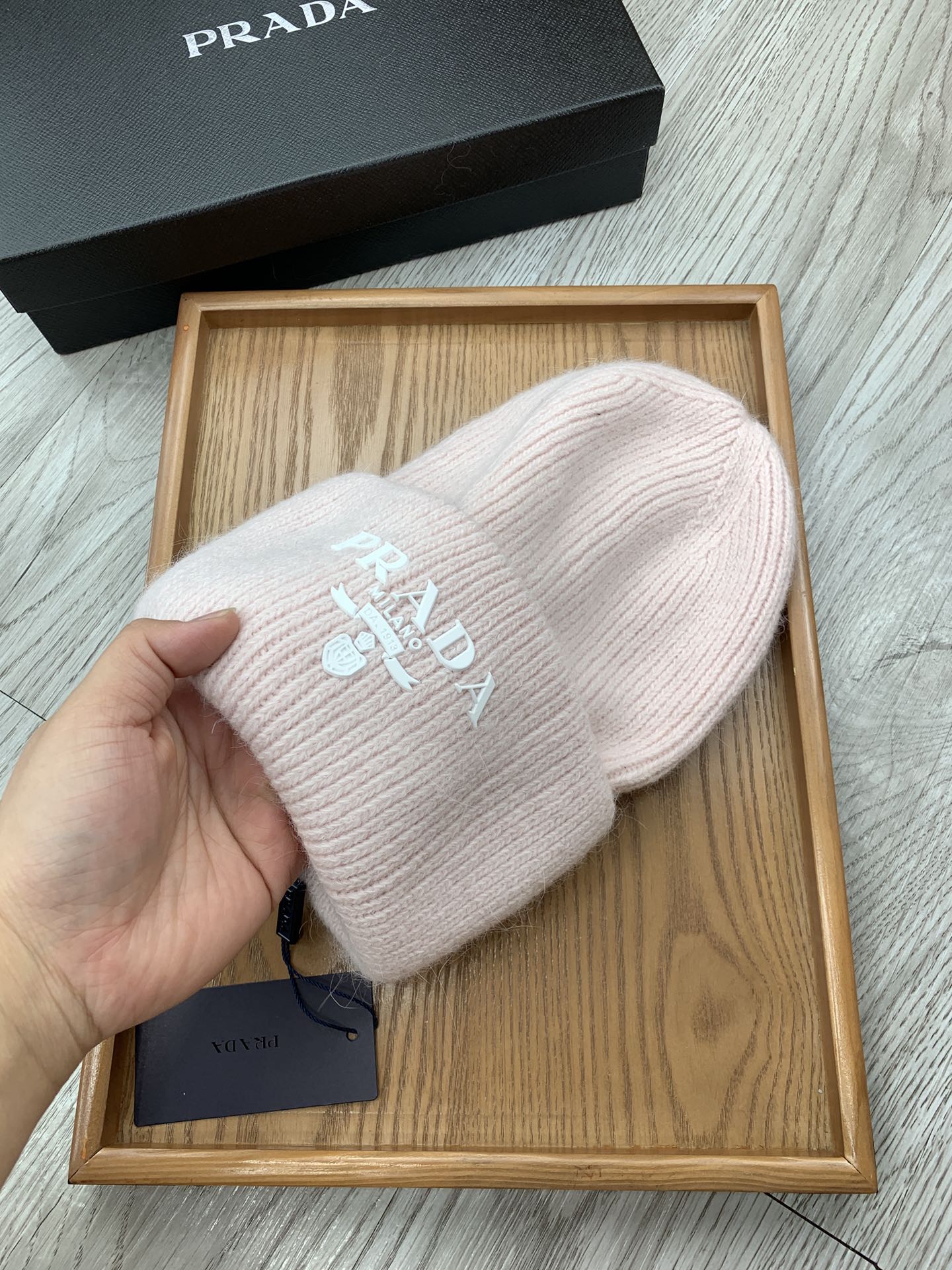 BEANIE HAT IN SOLF PINK WOOL 108751