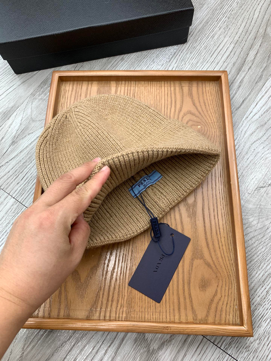 BEANIIE HAT IN CAMEL BROWN WOOL 335038