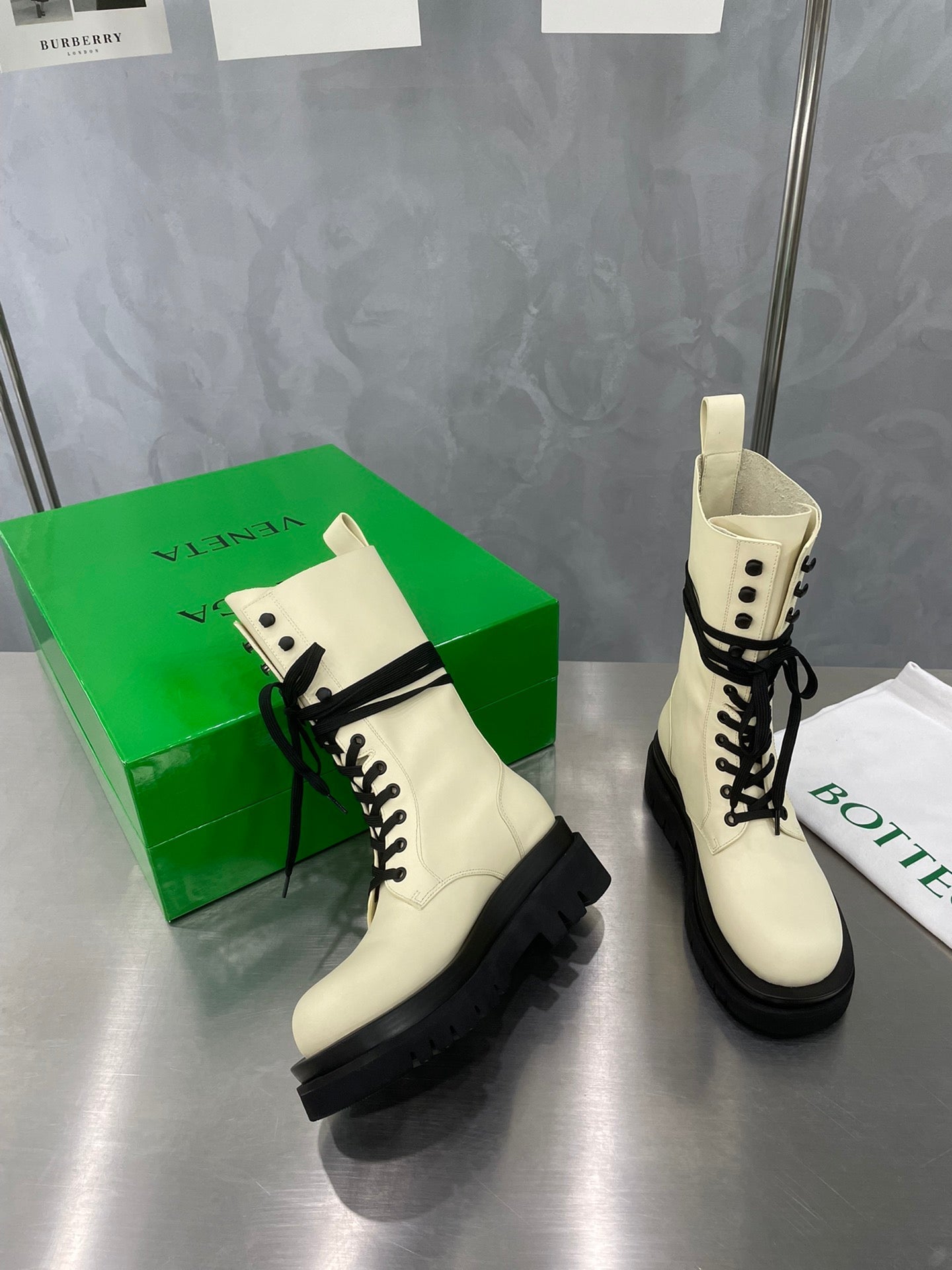 LUG LACE-UP BOOT IN BEIGE CREAM CALFSKIN 7 CM