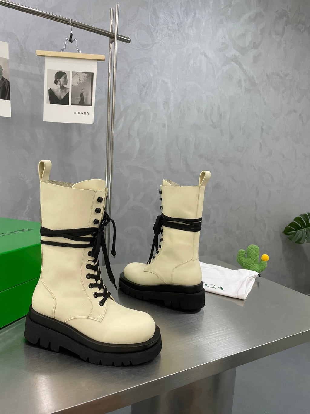 LUG LACE-UP BOOT IN BEIGE CREAM CALFSKIN 7 CM