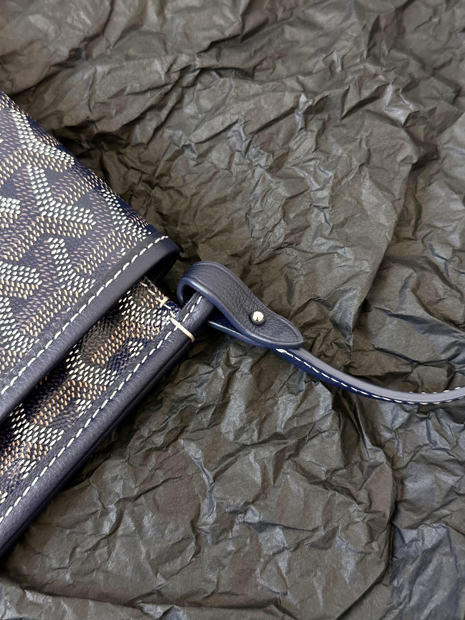 PLUMET POCKET WALLET 20 IN NAVY BLUE GOYARDINE CANVAS AND LAMBSKIN TRIM