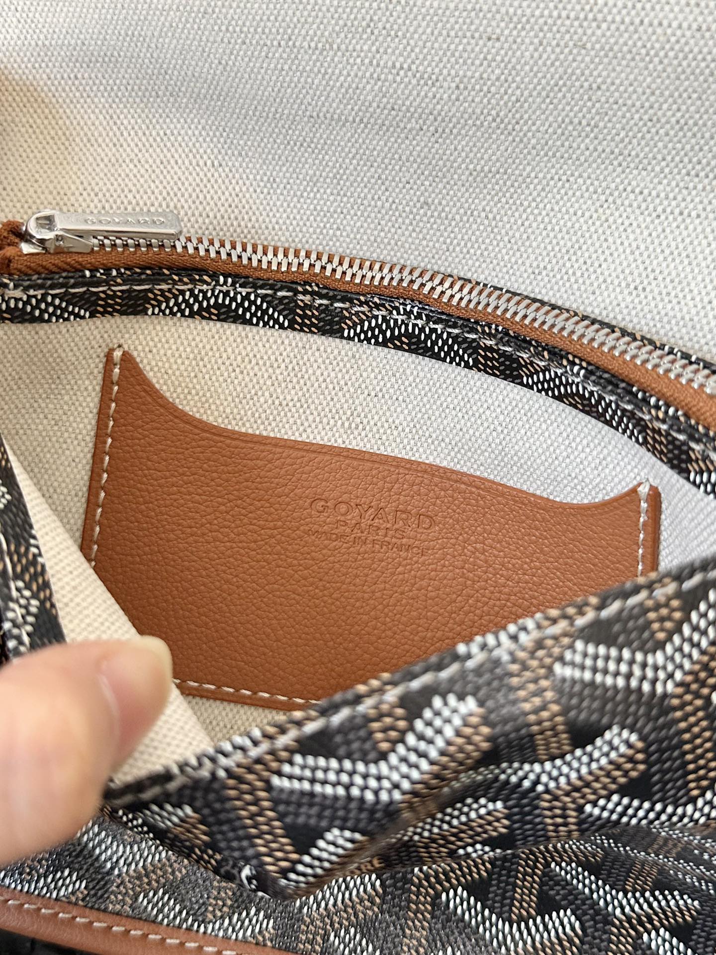 PLUMET POCKET WALLET 20 IN BLACK GOYARDINE CANVAS AND TAN LAMBSKIN TRIM