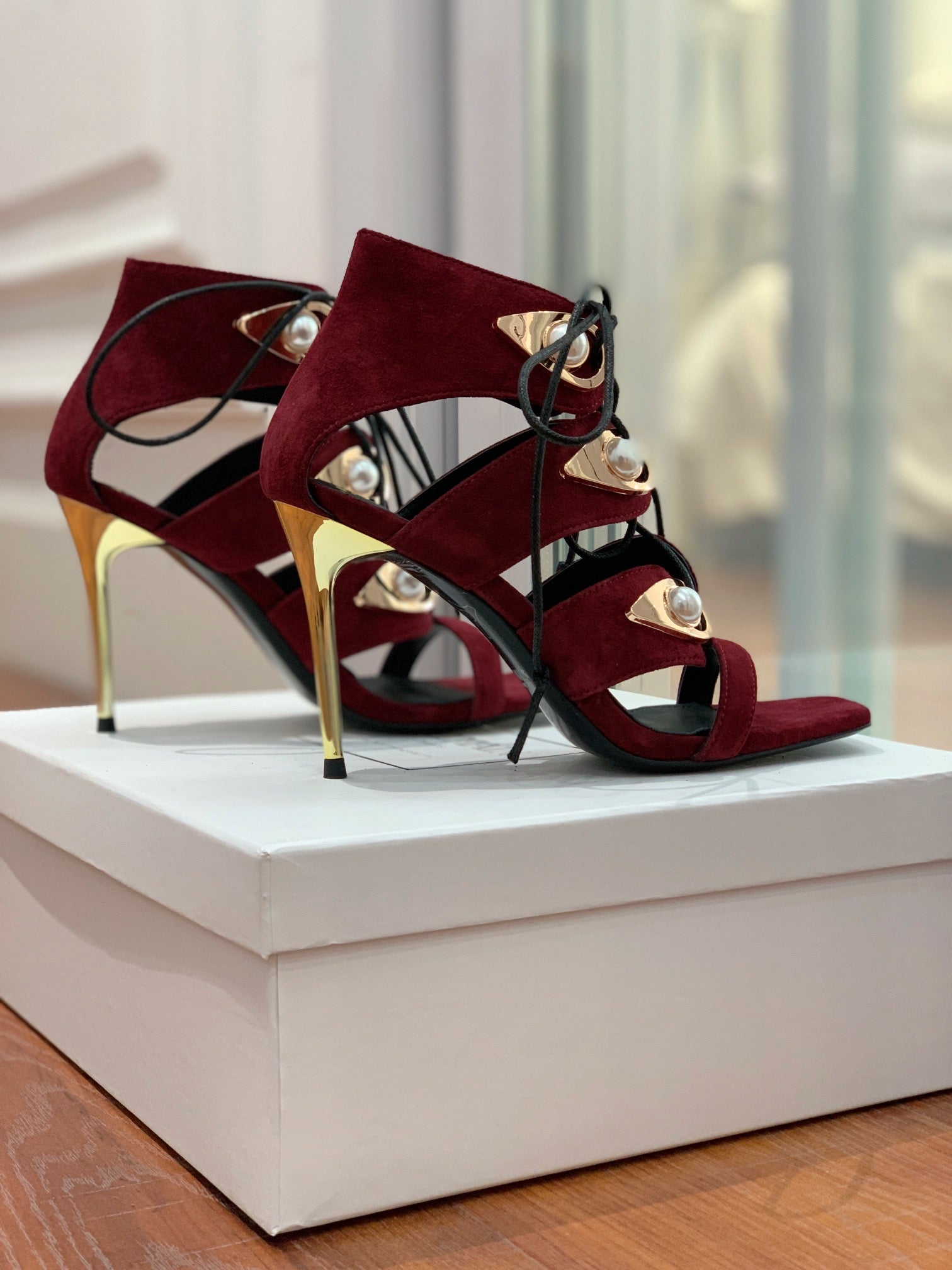 BALMAIN 25S HIGH HEELS 95MM IN OXBLOOD SUEDE WITH PEARL