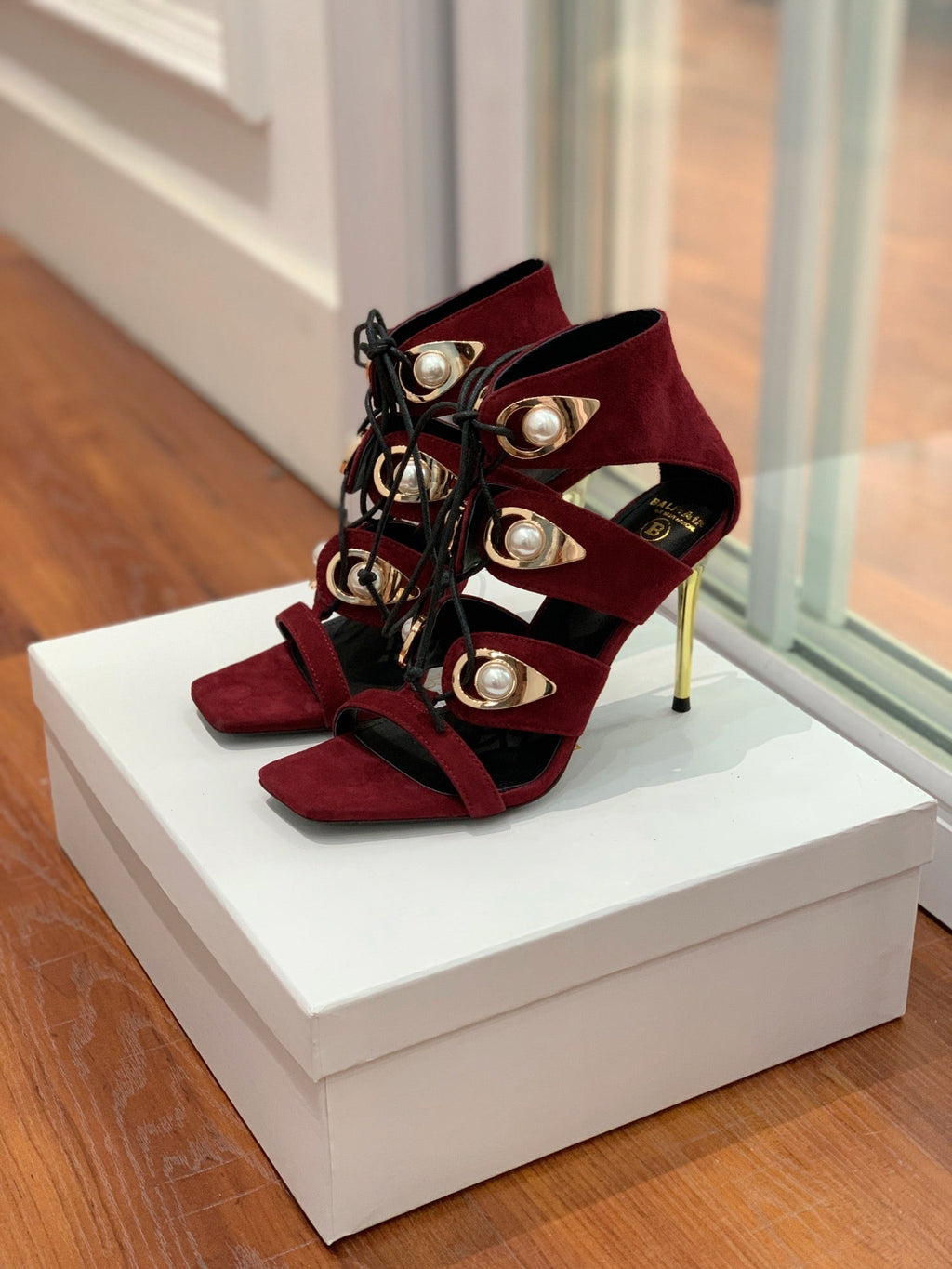 BALMAIN 25S HIGH HEELS 95MM IN OXBLOOD SUEDE WITH PEARL