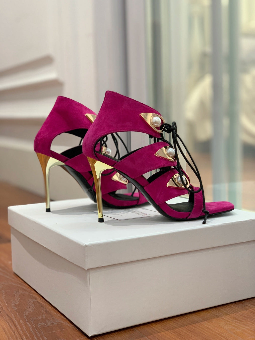 BALMAIN 25S HIGH HEELS 95MM IN FUCHSIA SUEDE WITH PEARL