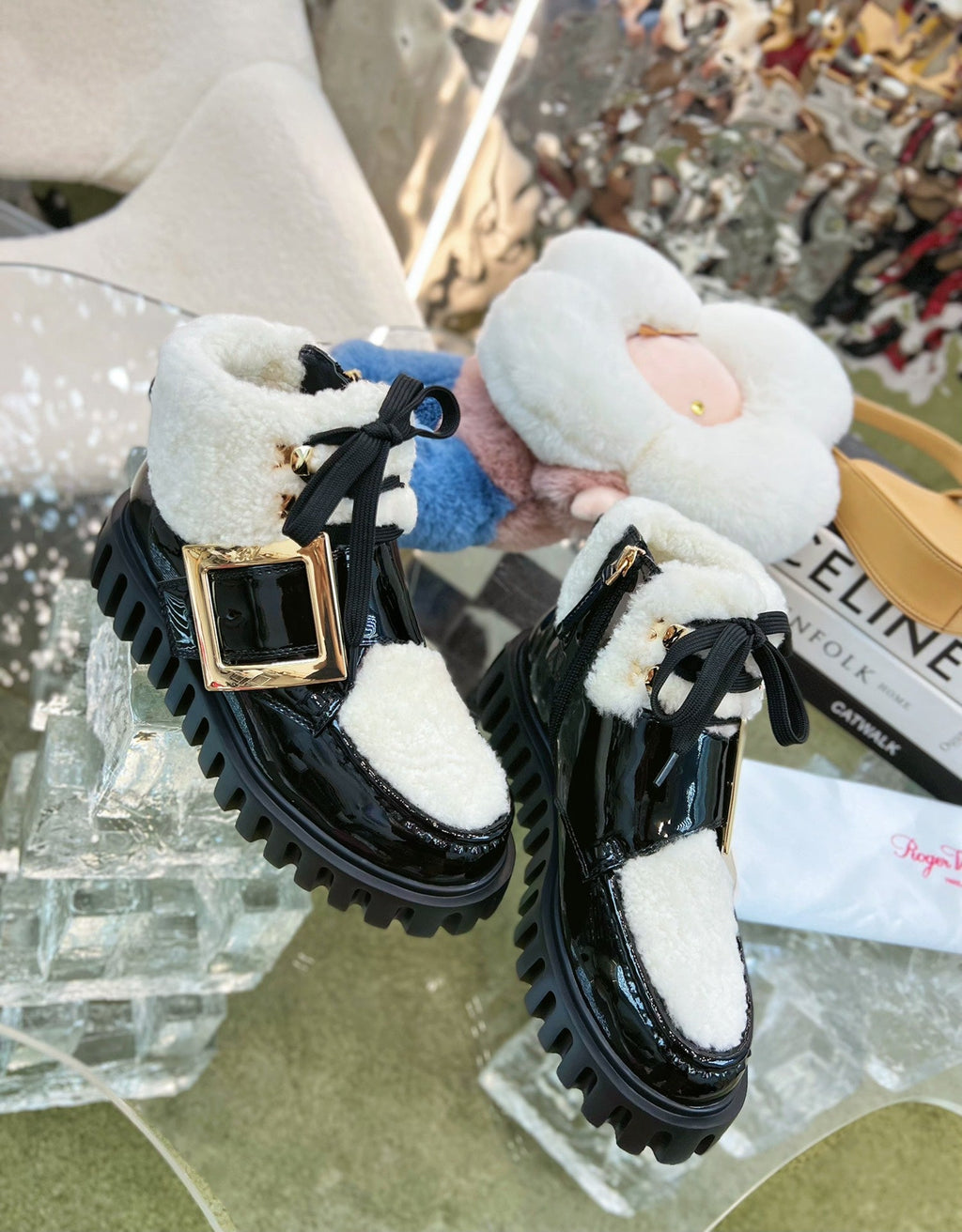 VIV' GO THICK ANKLE BOOTS IN BLACK CALFSKIN AND SHEARLING WITH GOLD BUCKLE