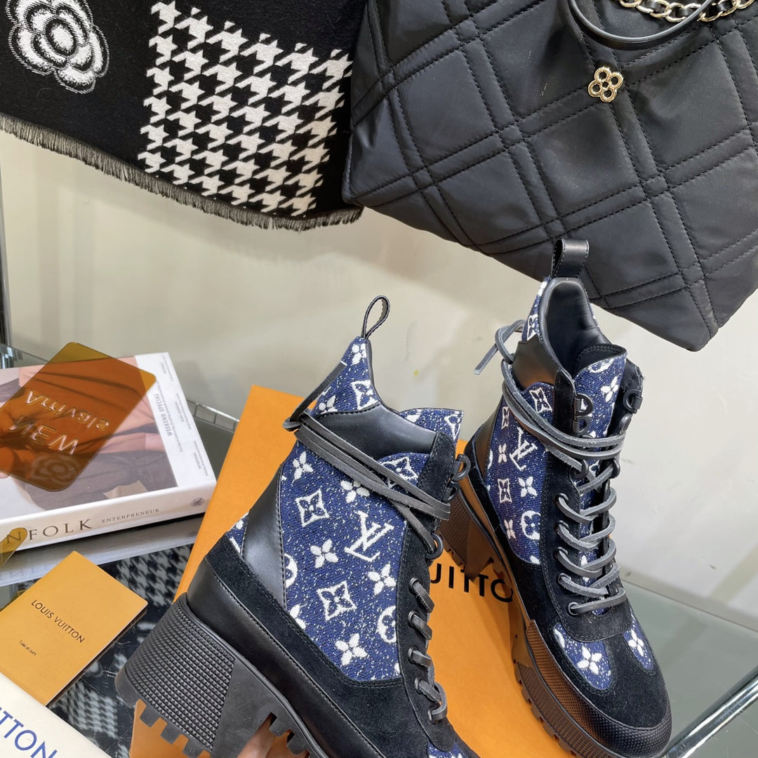 LAUREATE PLATFORM BOOTS IN BLACK SUEDE AND NAVY BLUE MONOGRAM JACQUARD PATTERN