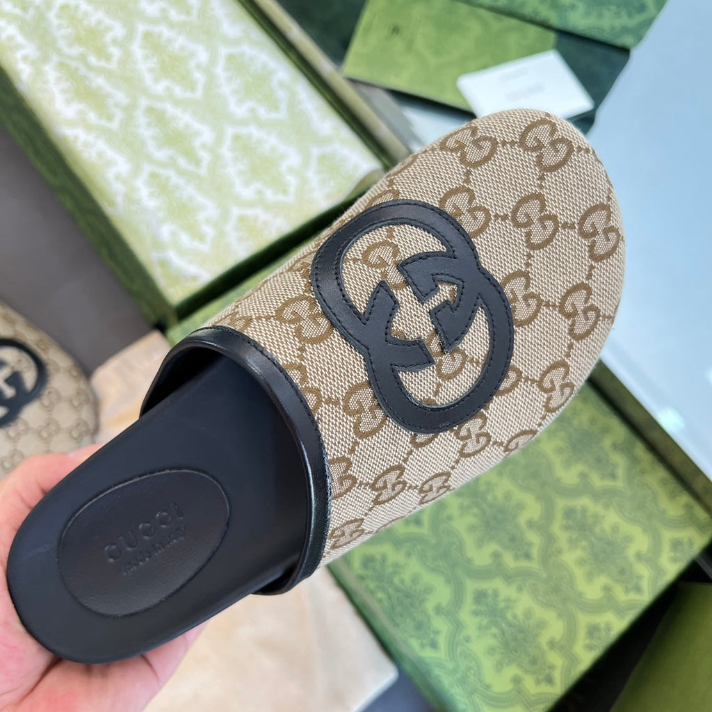 INTERLOCKING G MULE IN BEIGE MONOGRAM CANVAS AND LEATHER