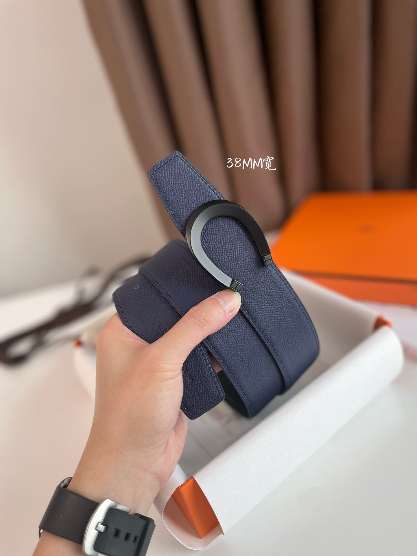 LUCK BELT BUCKLE & REVERSIBLE AEGEAN BLUE AND BLACK LEATHER STRAP 38MM BLACK HARDWARE