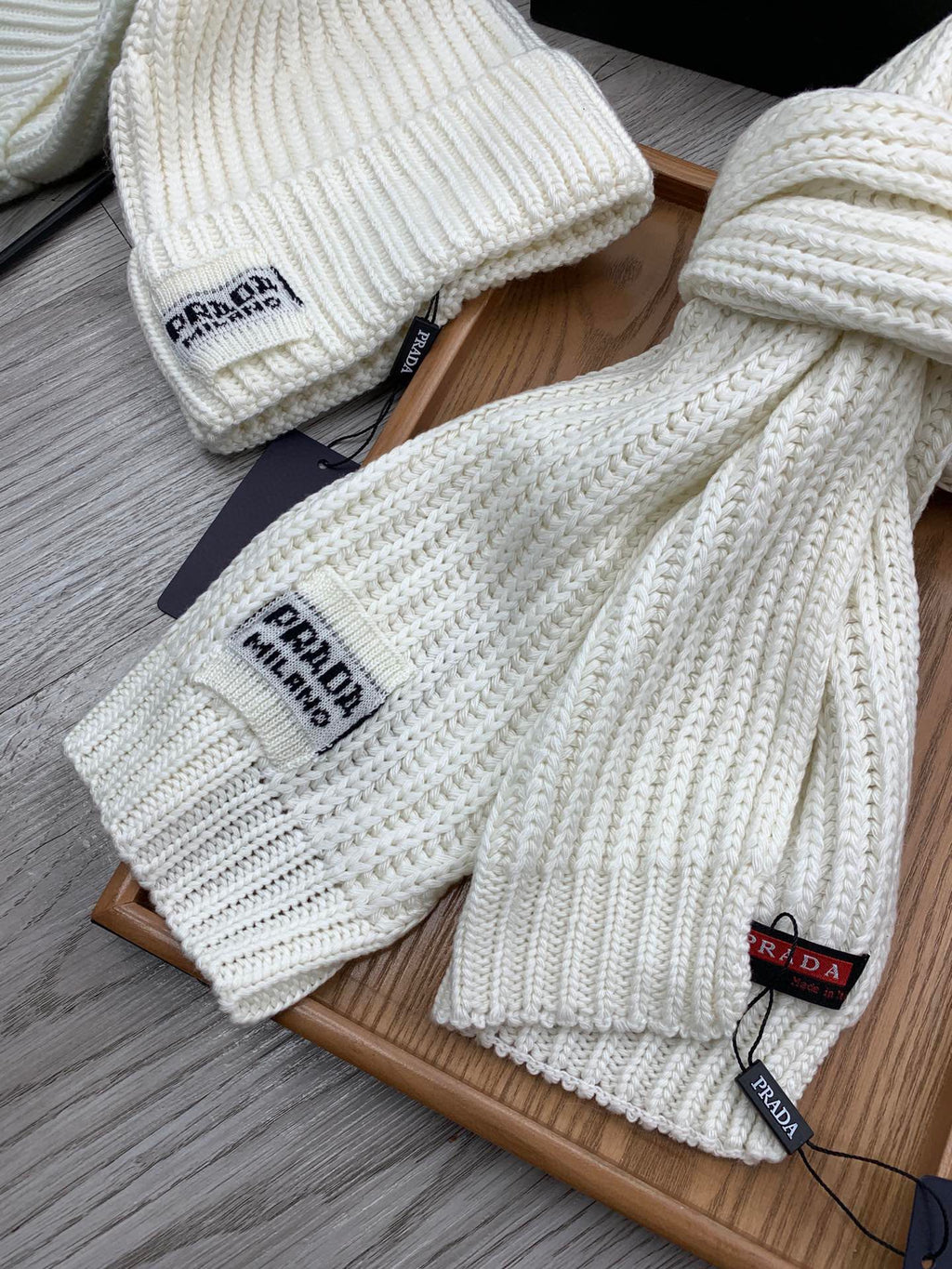 SET SCARF AND HAT IN WHITE WOOL AND RABBIT FUR 388991