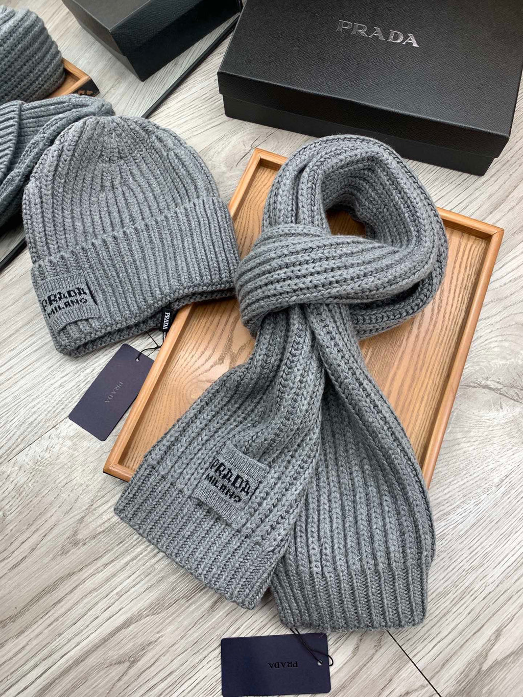 SET SCARF AND HAT IN DOVE GRAY WOOL AND RABBIT FUR 388993