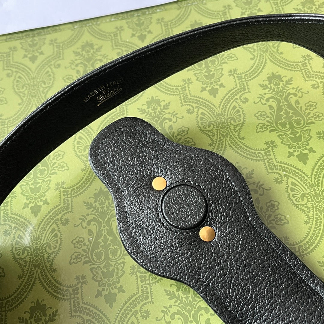 GG HORSEBIT SHOULDER BAG 39 IN BLACK CALFSKIN GOLD HARDWARE