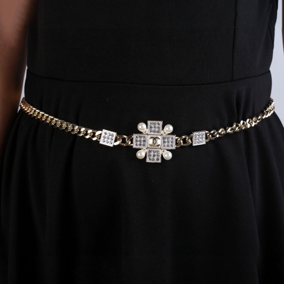 CHANEL 25S CHAIN BELT IN GOLD METAL 614478
