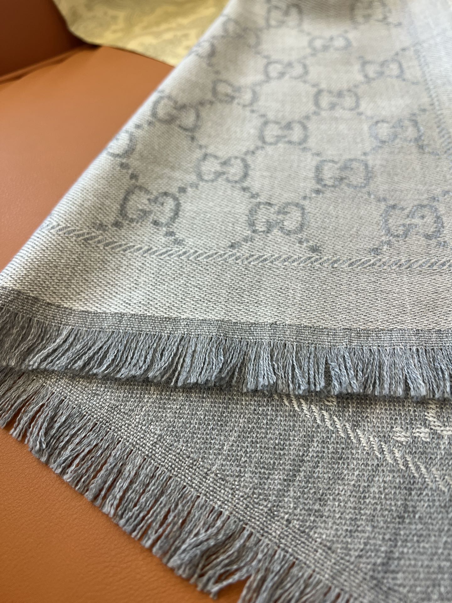 GUCCI 25S SCARF 180 IN WOOL 644856