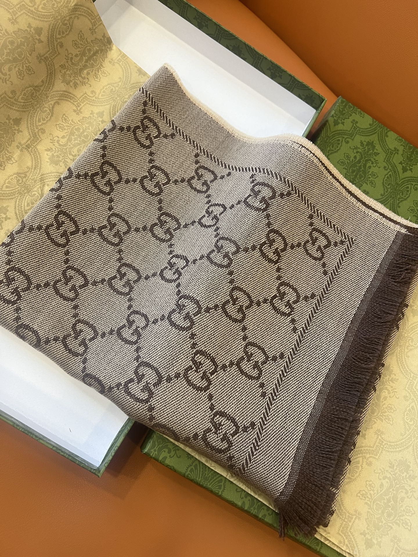 GUCCI 25S SCARF 180 IN WOOL 644859