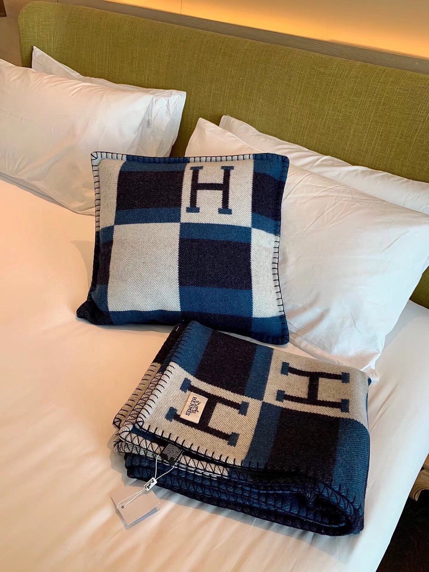 BLANKET 170 CM IN COLORFUL WOOL AND CASHMERE 689475