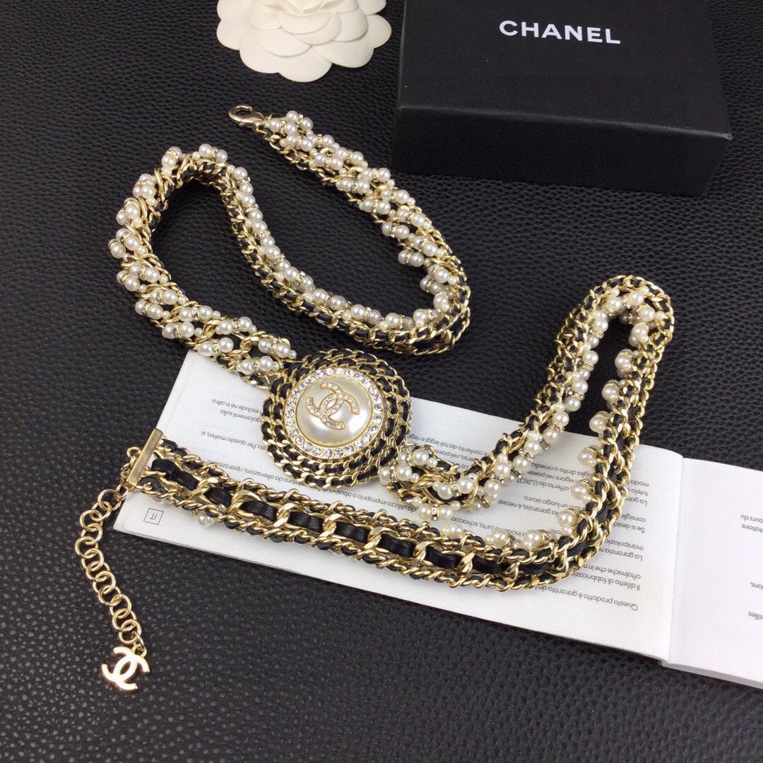 CHANEL 25S CHAIN BELT WITH PEARL 608641