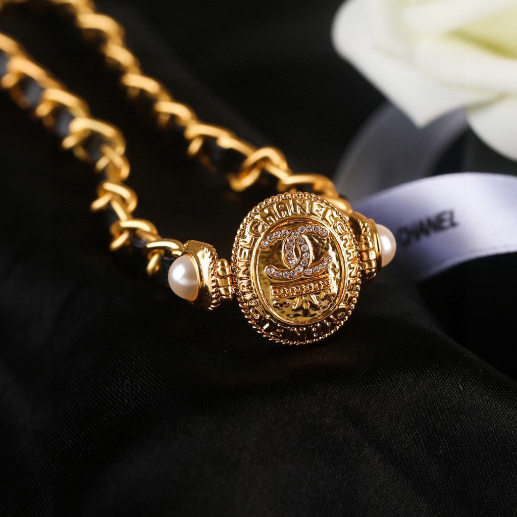 CHANEL 25S GOLD CHAIN BELT 610439