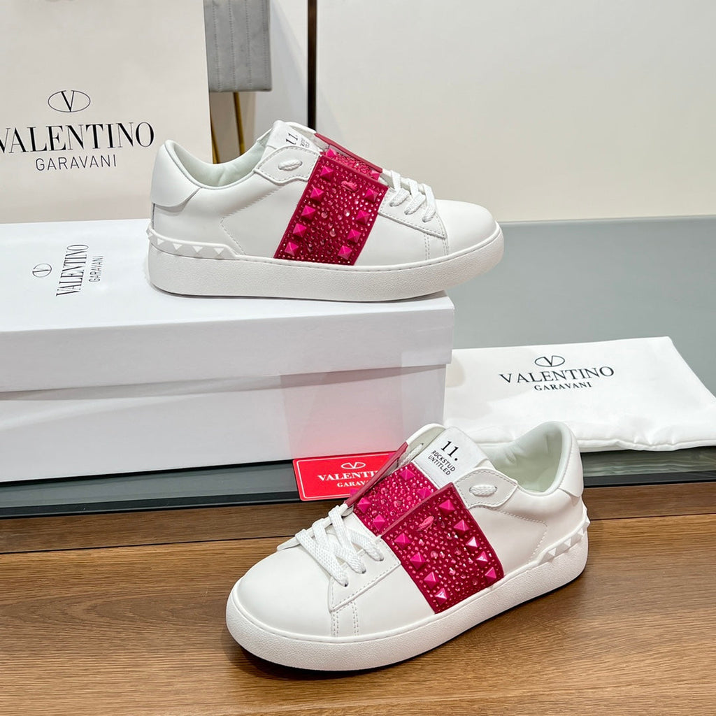 VALENTINO 25S GARAVANI ROCKSTUD UNTITLED STUDDED SNEAKERS IN WHITE LAMBSKIN AND RED STONE-EMBELLISHED