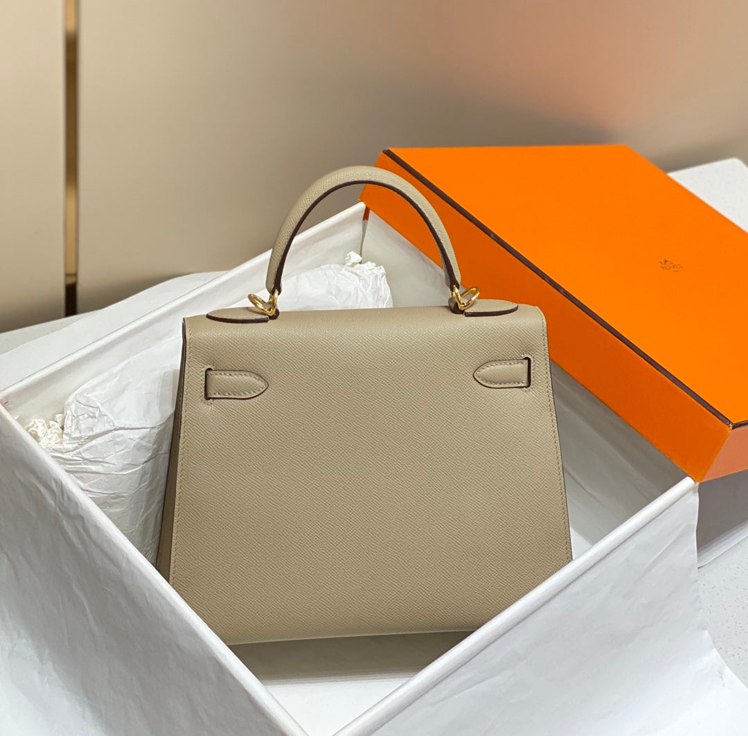 KELLY 28CM IN TRENCH EPSOM CALFSKIN GOLD HARDWARE