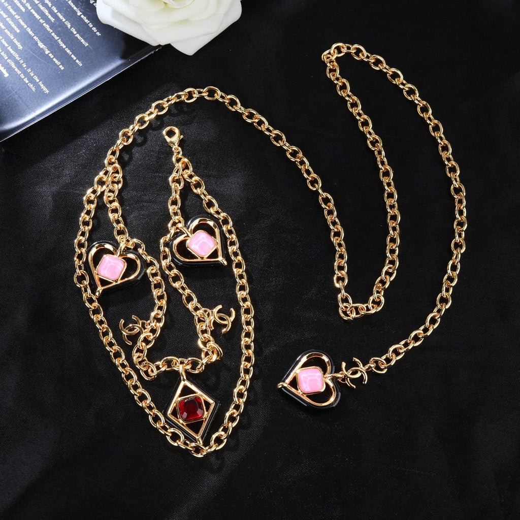 CHANEL 25S CHAIN BELT IN GOLD METALLIC STONE-EMBELLISHED 612631