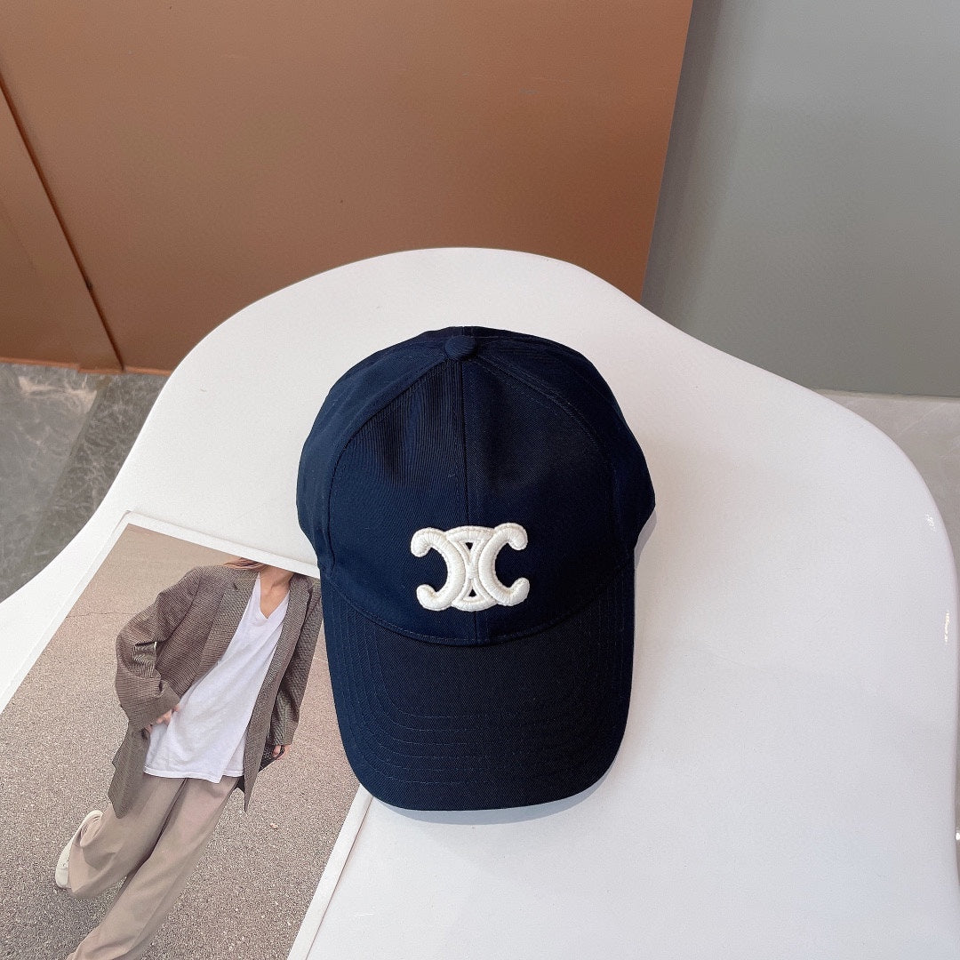 BASEBALL CAP IN DARK BLUE CANVAS