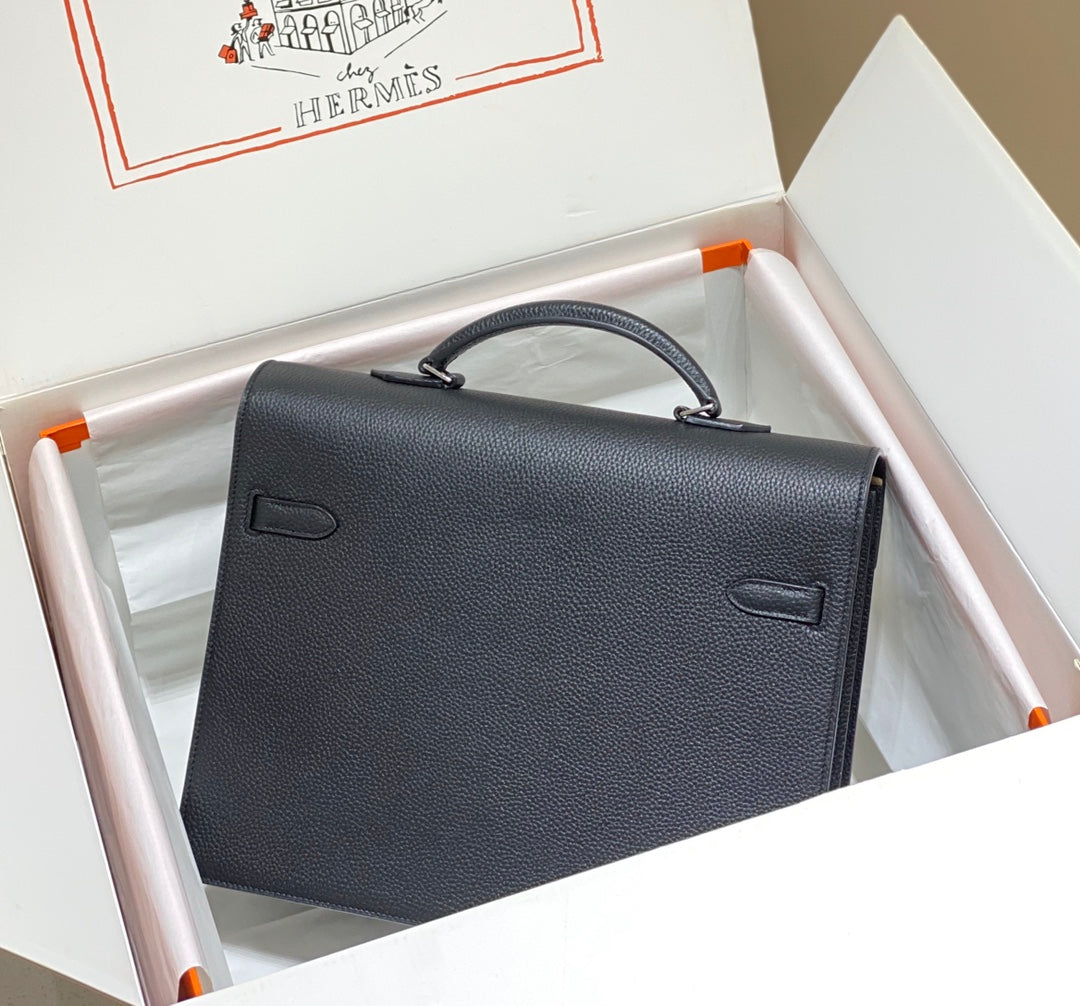 KELLY DEPECHES 34 BRIEFCASE IN BLACK TOGO CALFSKIN SILVER HARDWARE