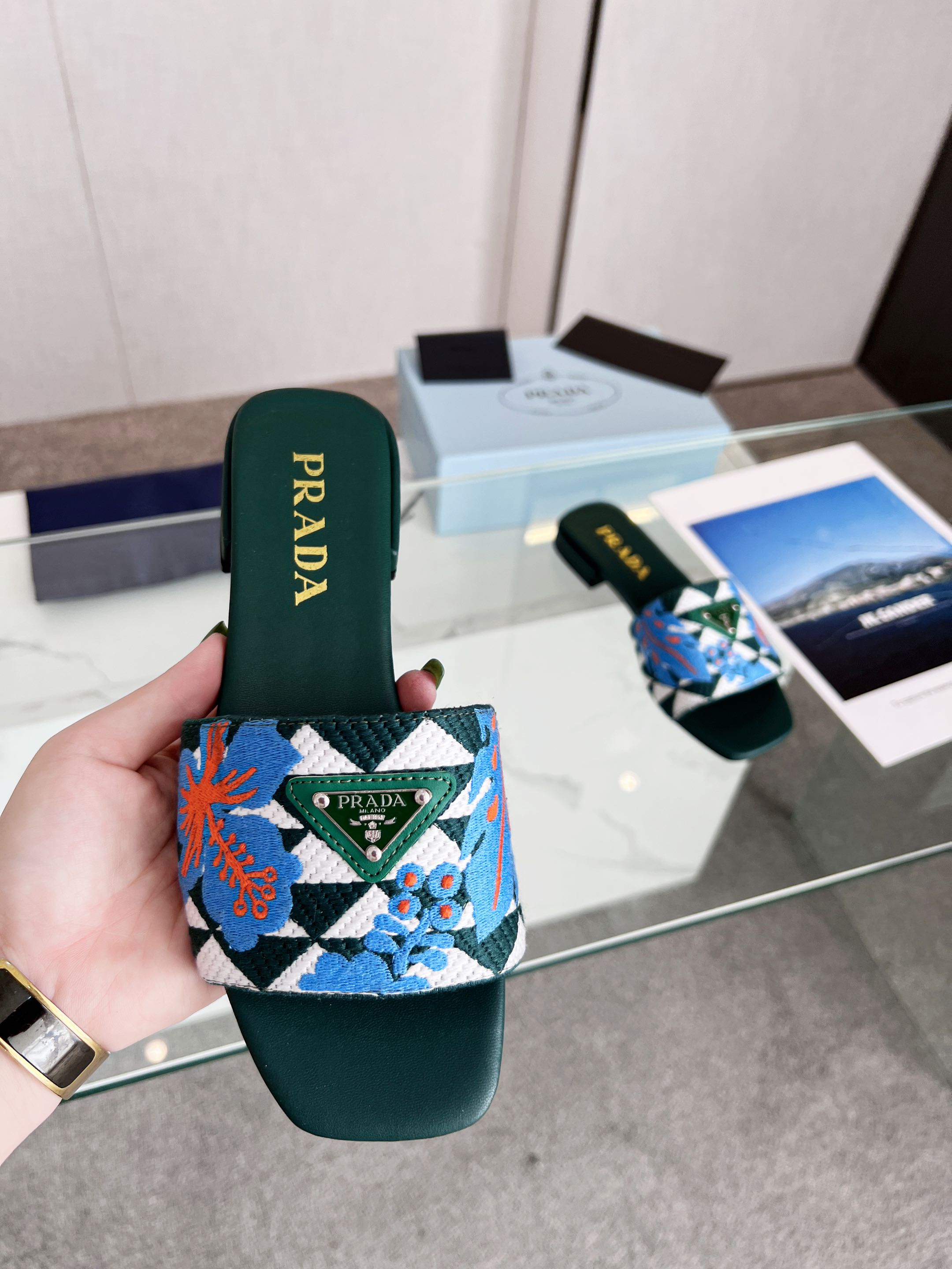 PRA EMBROIDERED SLIDES FLAT CASTLETON GREEN FABRIC