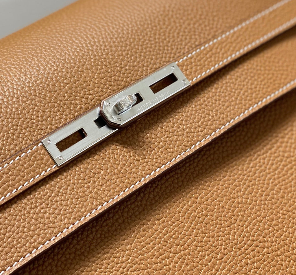 KELLY DEPECHES 38 BRIEFCASE IN GOLD TOGO CALFSKIN SILVER HARDWARE