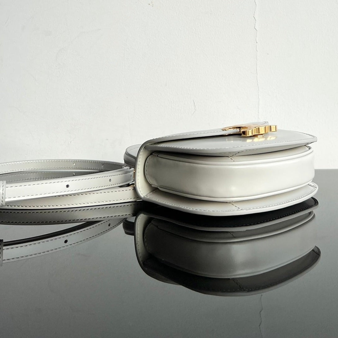 TRIOMPHE SHINY CALFSKIN HANDBAG 18 WHITE