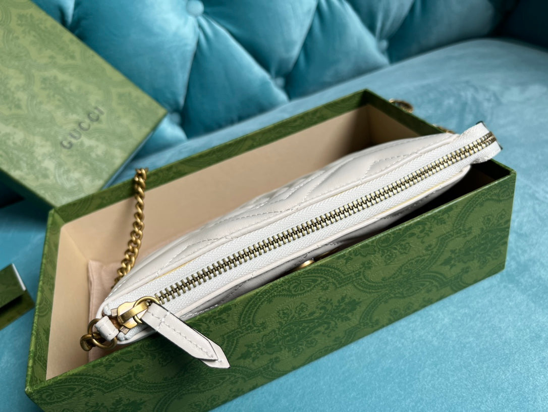 GG MARMONT MINI 22 HANDBAG IN WHITE CALFSKIN