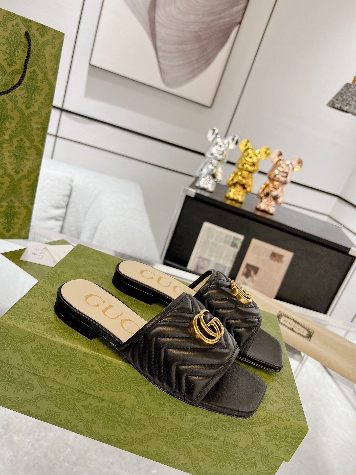 GG EXCLUSIVE SLIDE SANDAL BLACK CALFSKIN