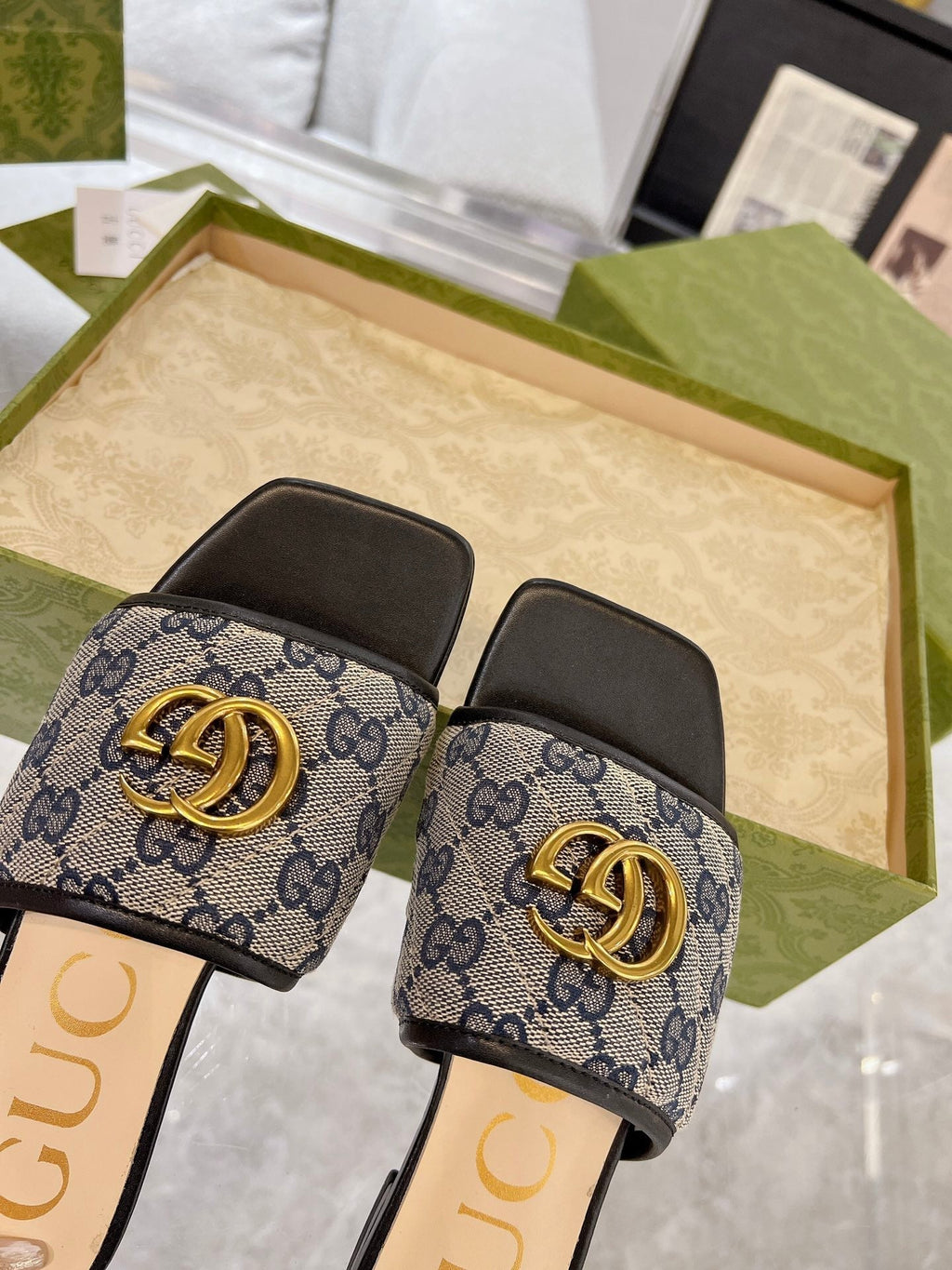 GG EXCLUSIVE SLIDE SANDAL BLACK AND CHARCOAL FABRIC