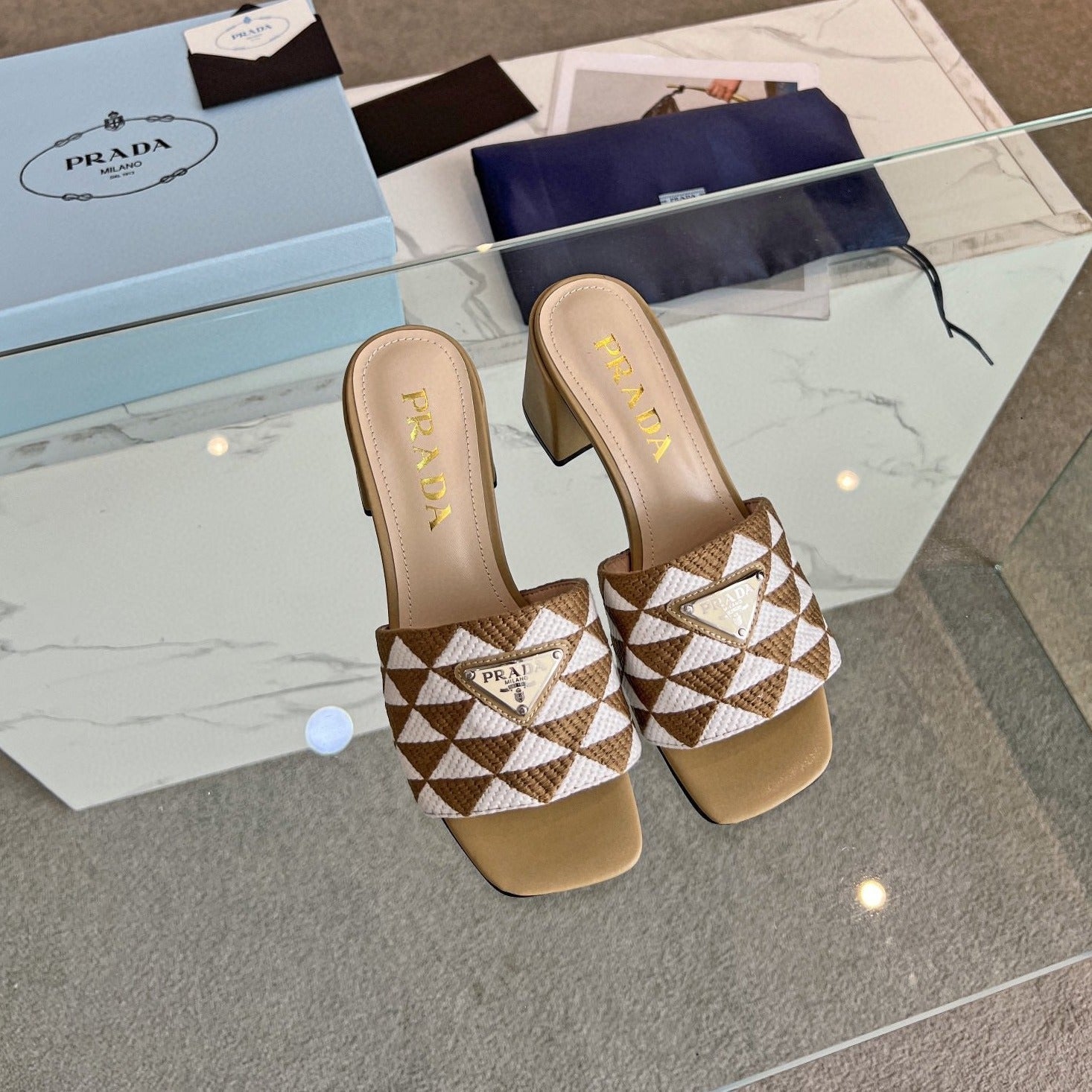 PRA EMBROIDERED SLIDES 65 TAWNY AND WHITE FABRIC