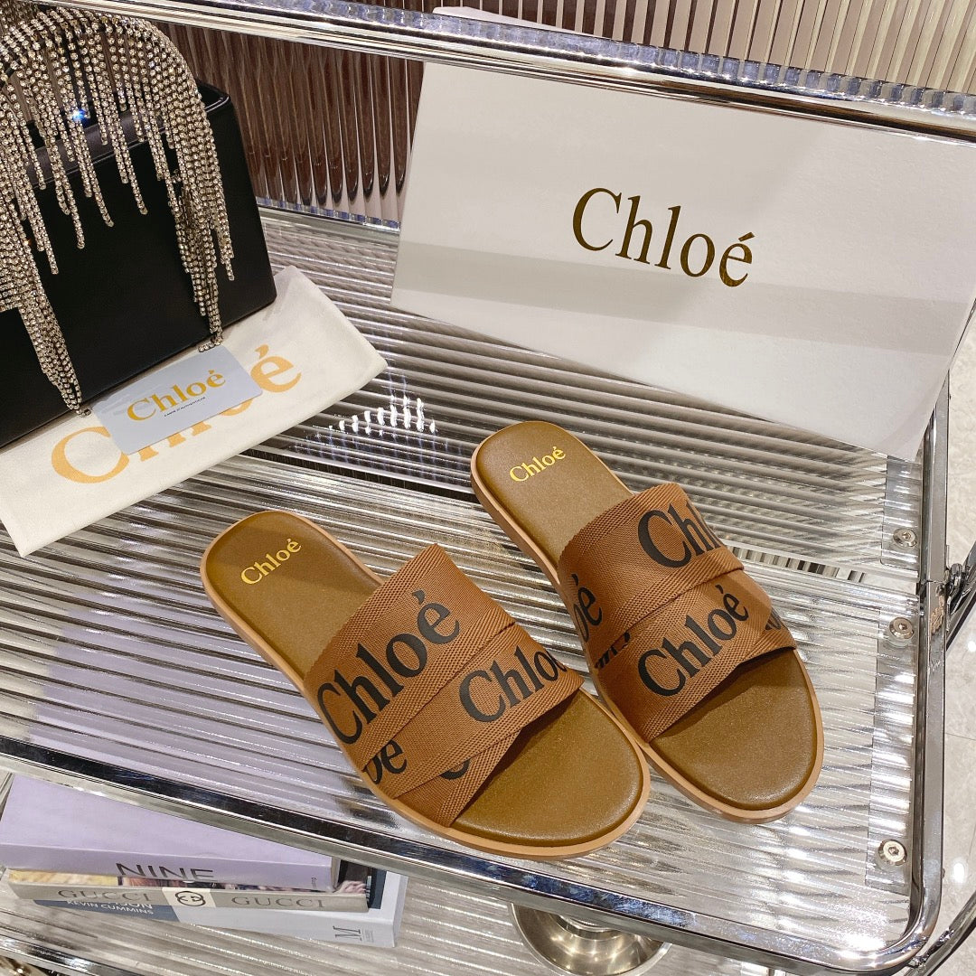CHLOÉ WOODY SLIPPER IN CIDER BROWN CANVAS
