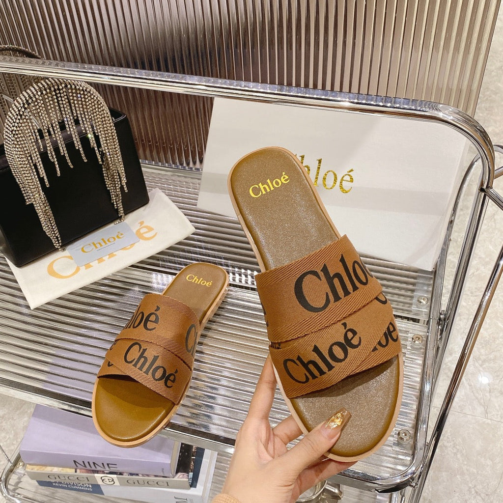 CHLOÉ WOODY SLIPPER IN CIDER BROWN CANVAS
