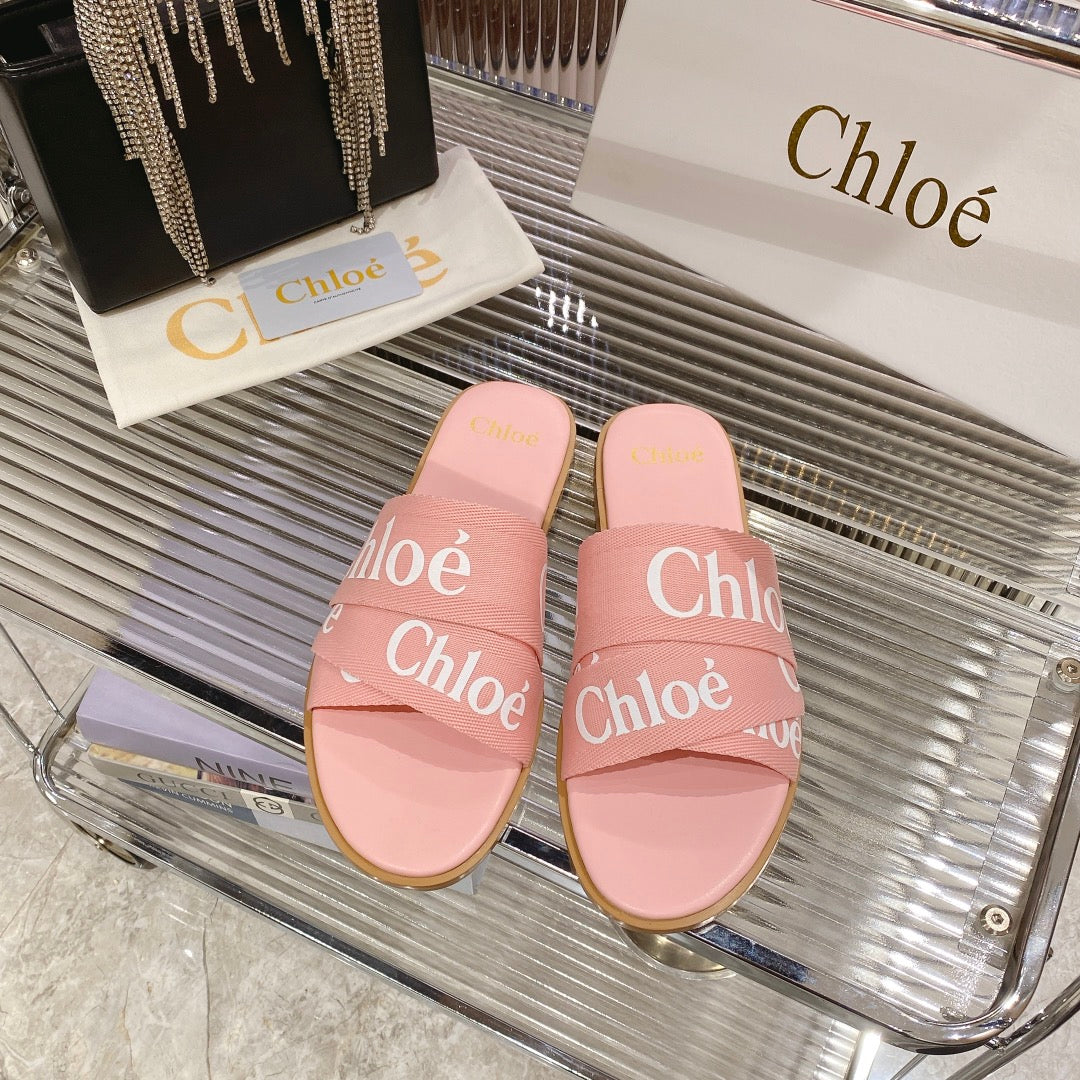 CHLOÉ WOODY SLIPPER IN ROSE PINK CANVAS