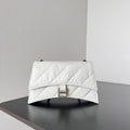 CRUSH CHAINED BAG 22 IN WHITE QUILTED CRUSHED CALFSKIN SILVER HARDWARE