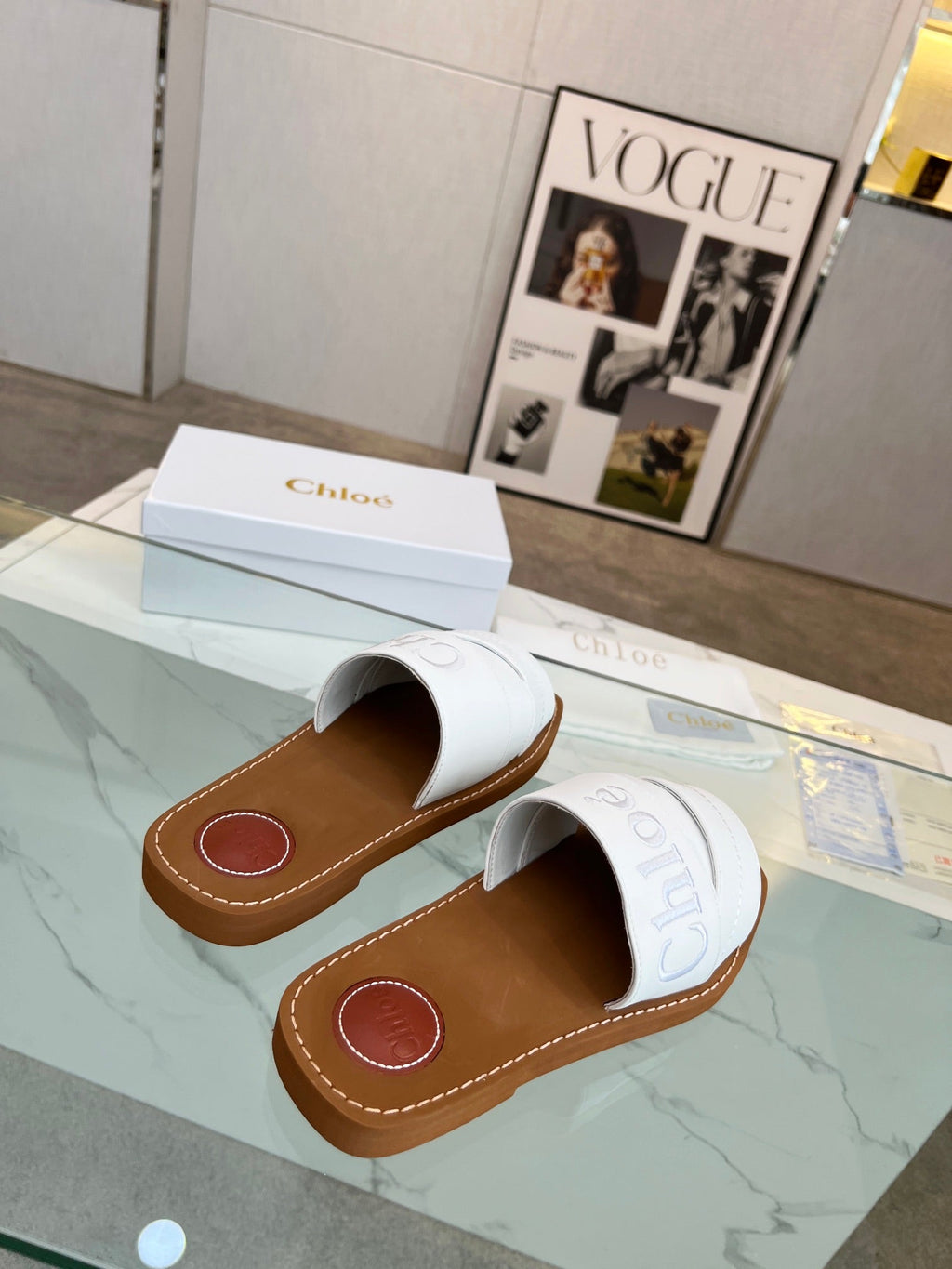 CHLOÉ WOODY MULE IN WHITE LAMBSKIN WITH EMBROIDERED LOGO