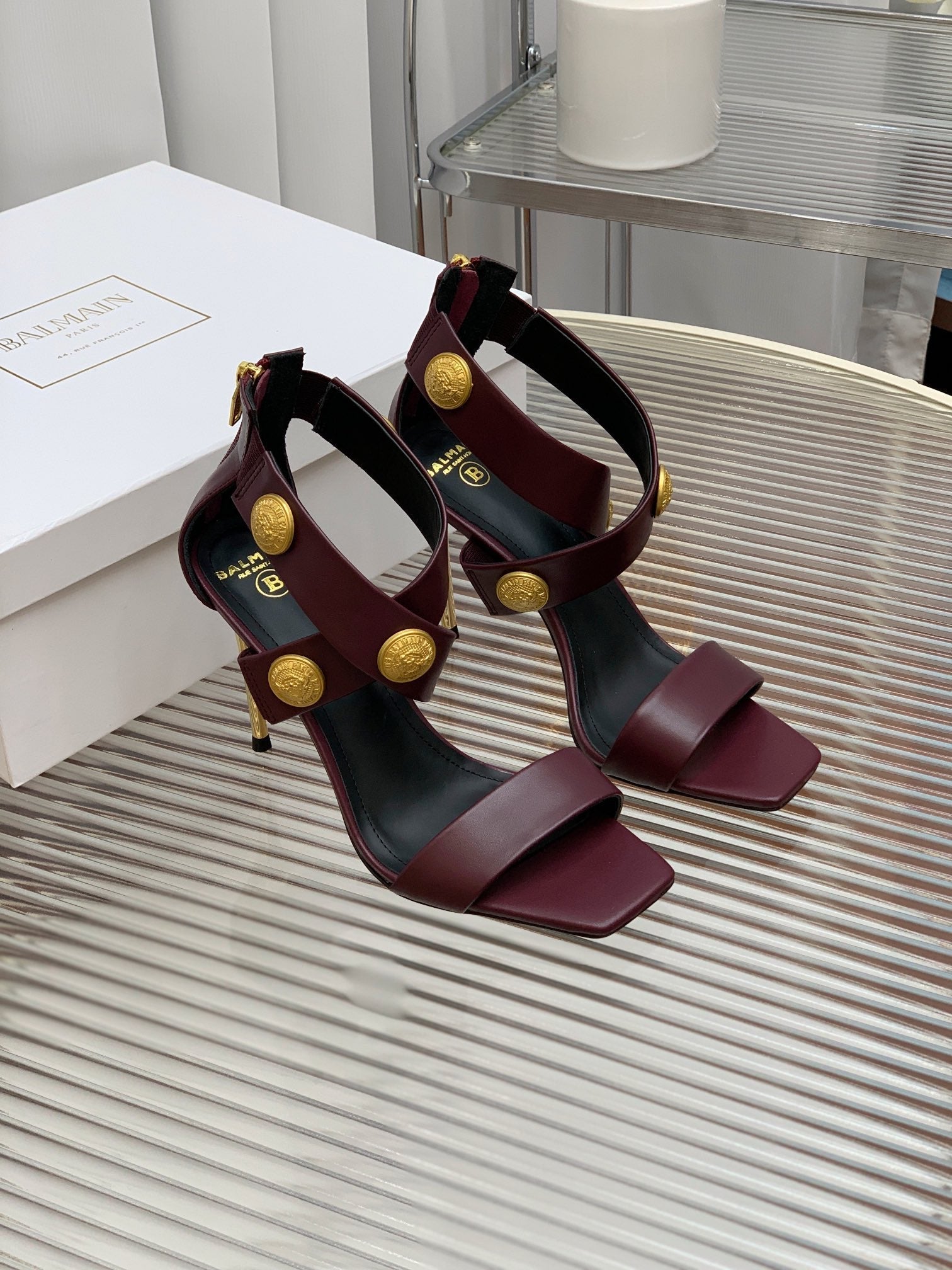 BALMAIN 25S CROSSOVER STRAP HIGH HEELS 95MM IN ROSEWOOD CALFSKIN