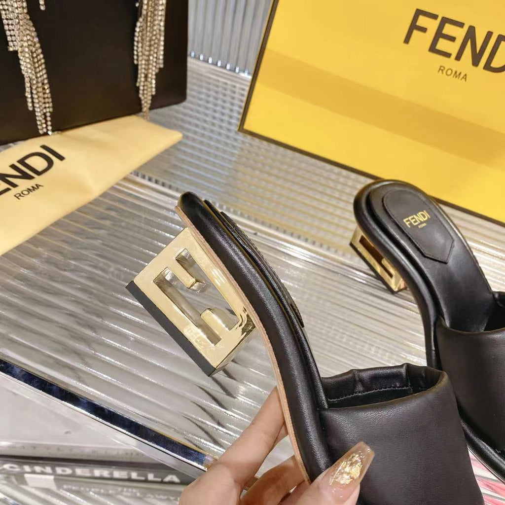 FENDI BAGUETTE SLIDES WOMEN IN BLACK CALFSKIN