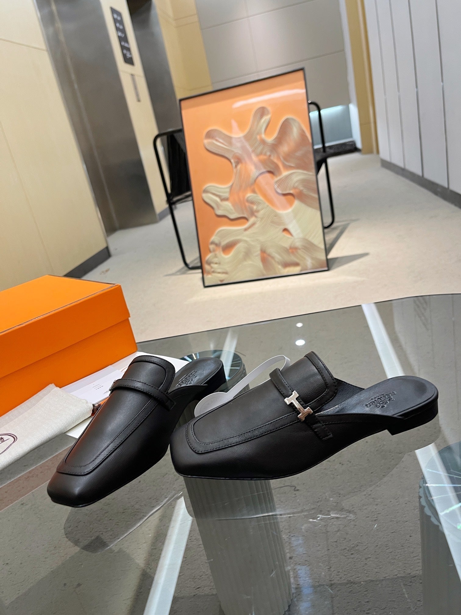 GROUPIE MULE BLACK LAMBSKIN