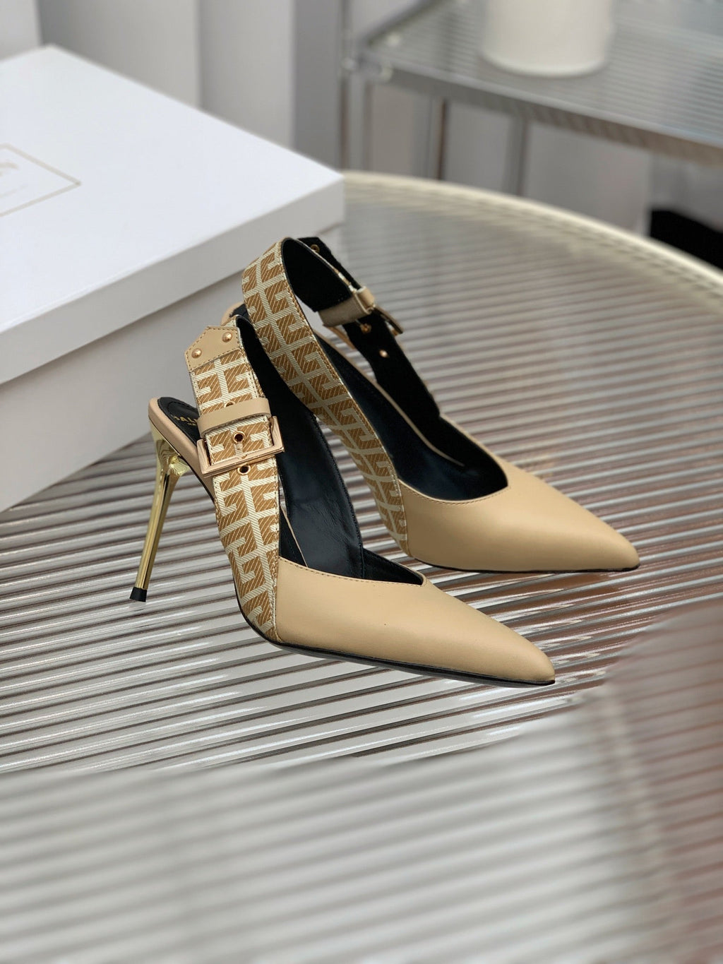 BALMAIN 25S SLINGBACK SHOES 95MM IN LIGHT BROWN CALFSKIN