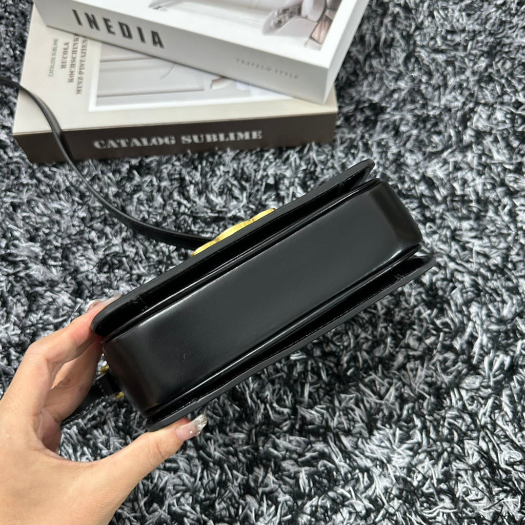 TRIOMPHE TEEN 18 BLACK COWHIDE LEATHER