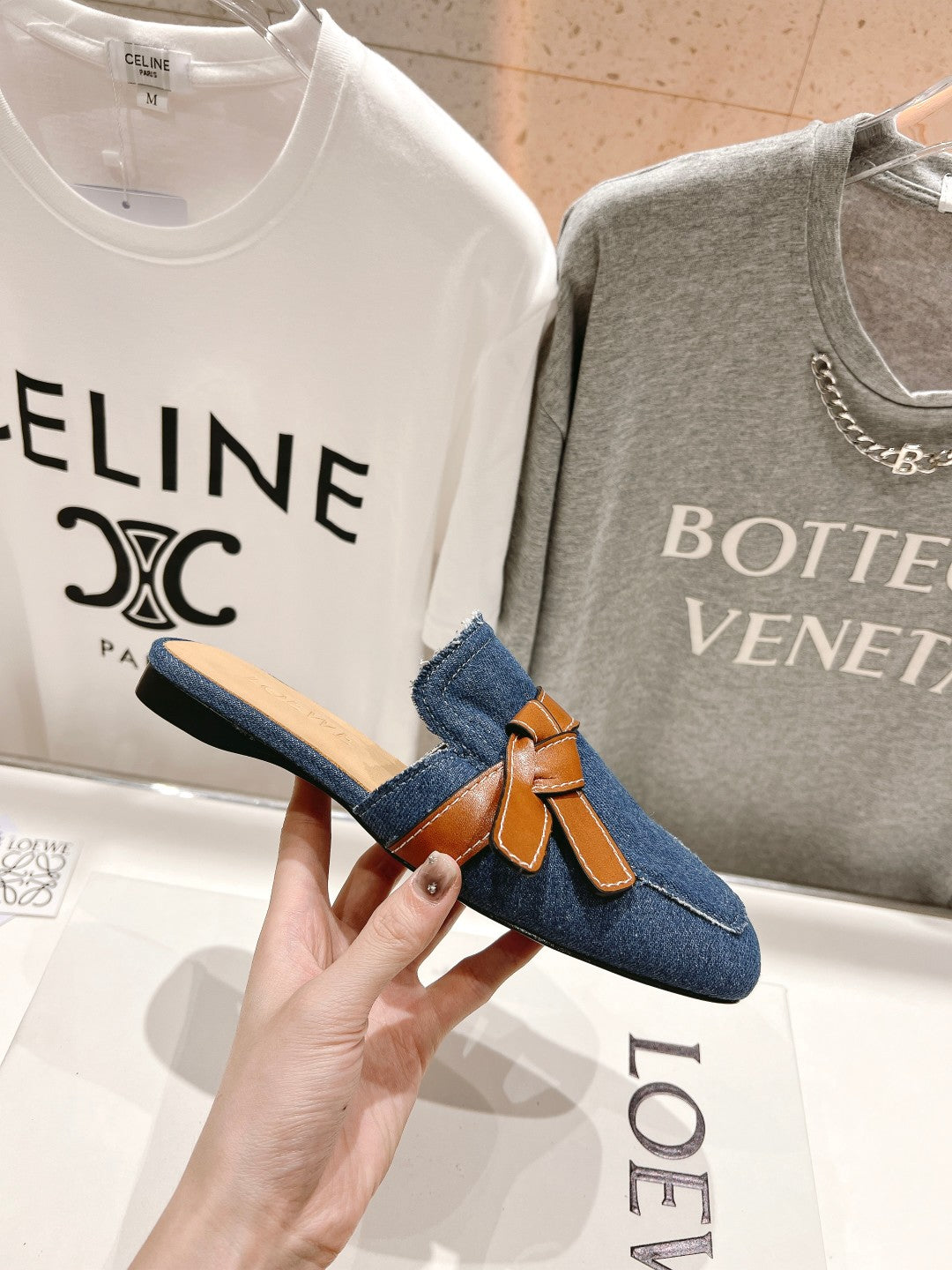 LW GATE BELTED MULE AEGEAN DENIM