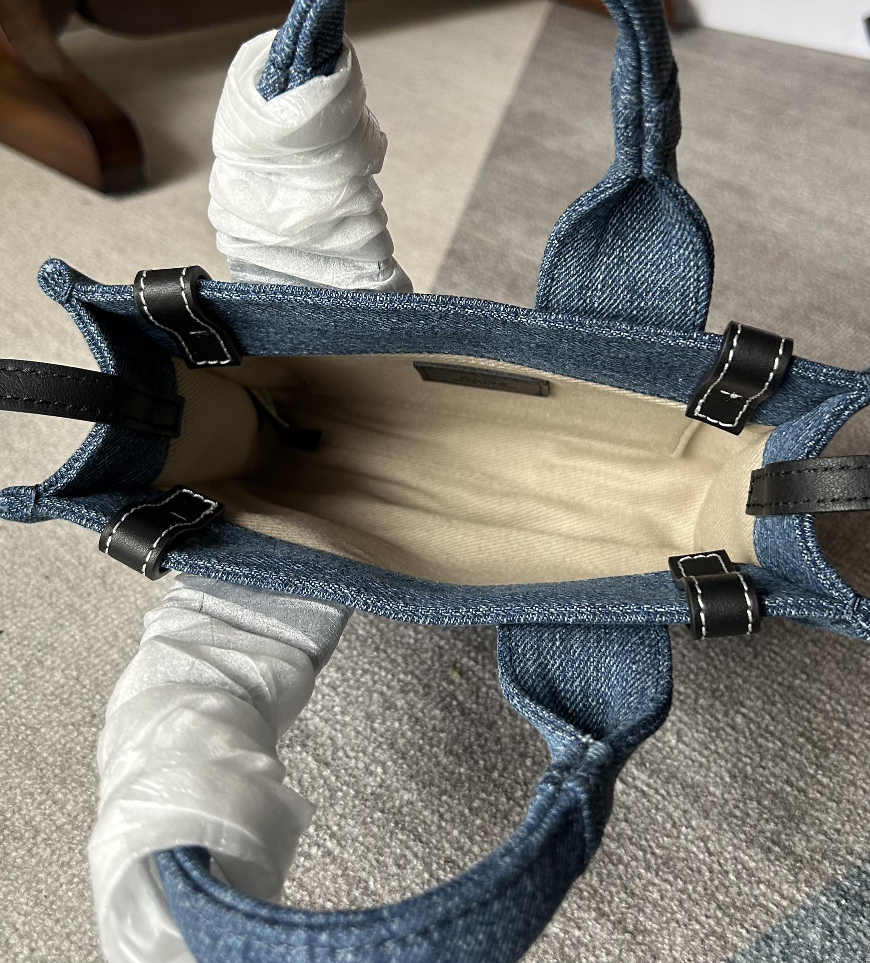 MINI WOODY TOTE BAG 20 IN BLUE DENIM BLACK CALFSKIN